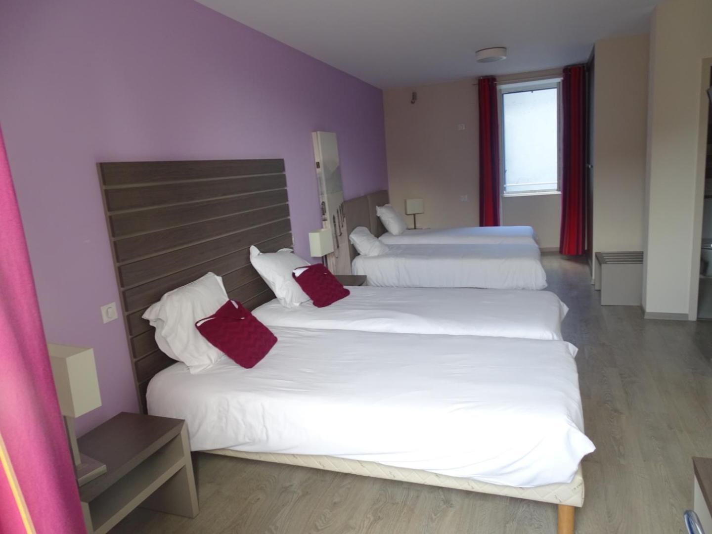 Hotel De La Poste Tardets-Sorholus Bagian luar foto