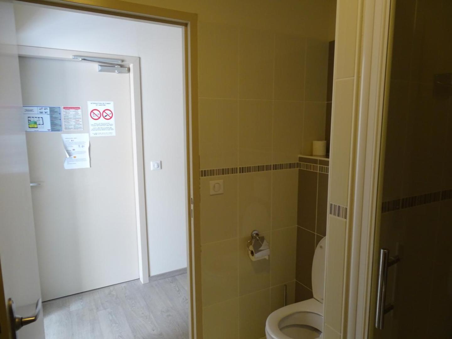 Hotel De La Poste Tardets-Sorholus Bagian luar foto