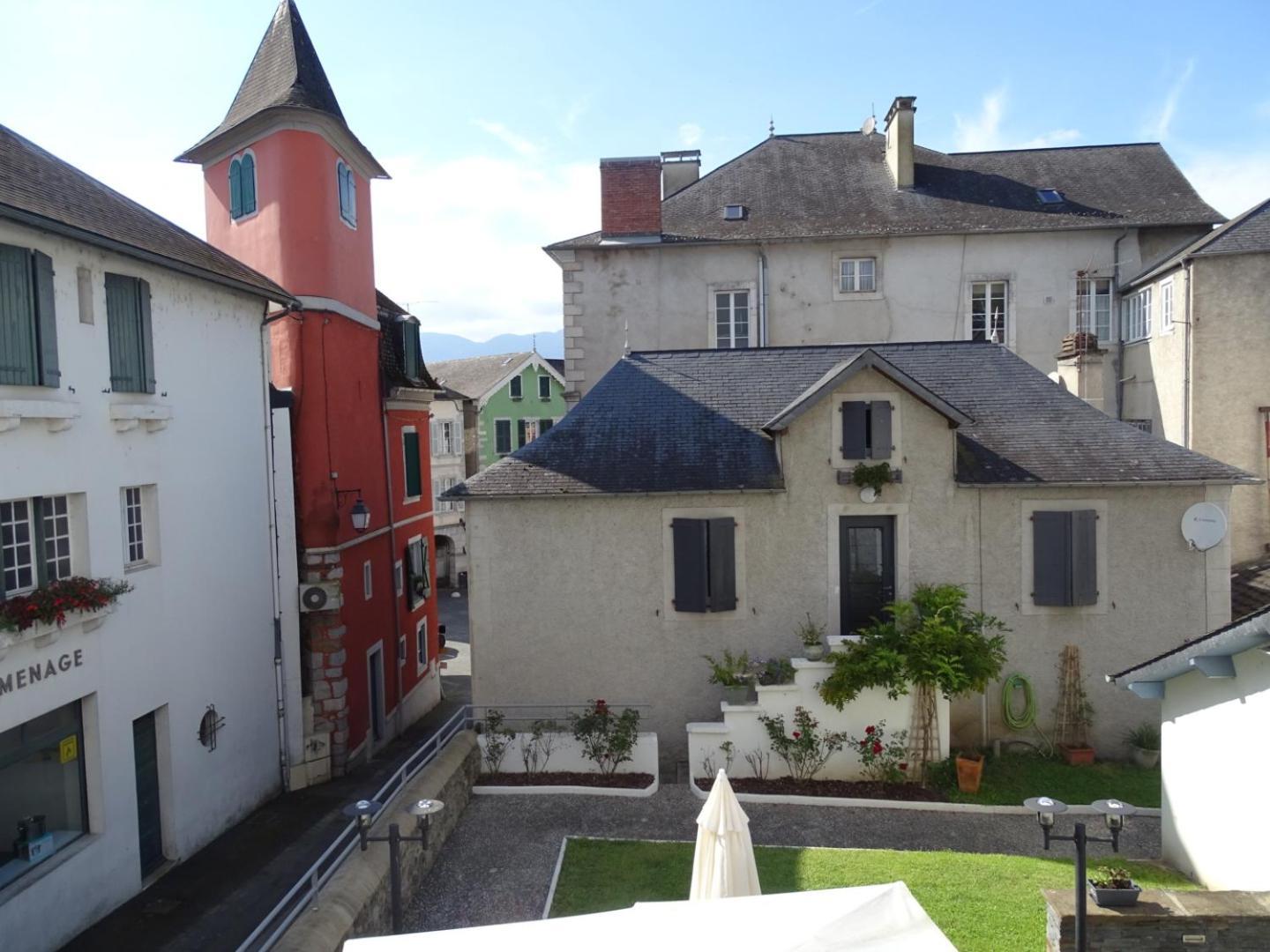 Hotel De La Poste Tardets-Sorholus Bagian luar foto